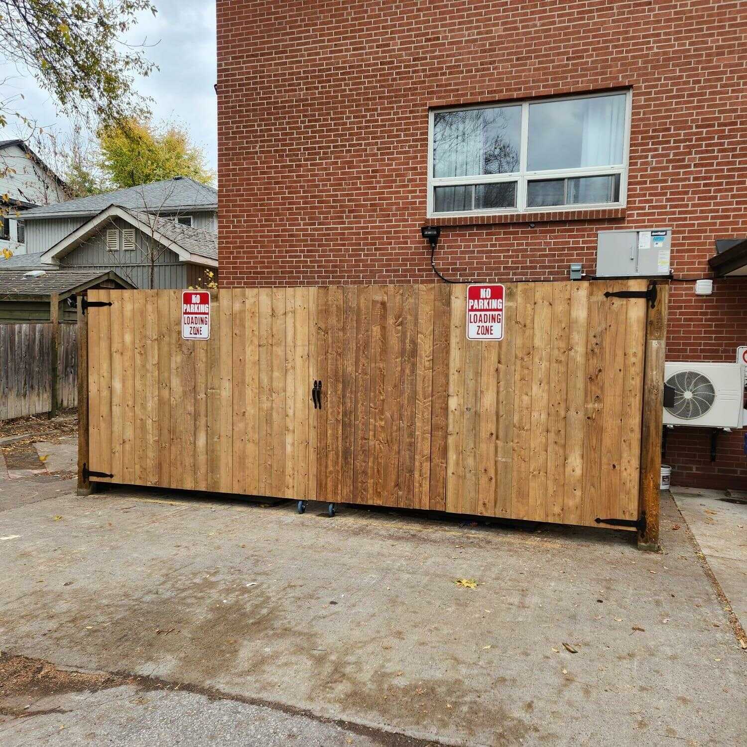 ot_door_waste_2_optimized